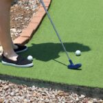 How to Play Mini Golf